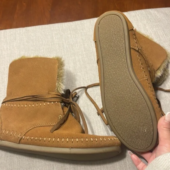 Toms boots - Picture 3 of 6